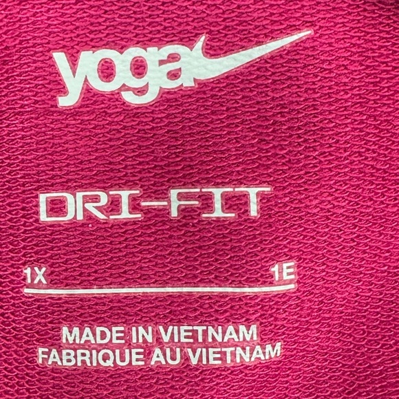 Nike Yoga Dynamic Berry Dri-FIT Fleece Hoodie Women's size 1X - Picture 4 of 4